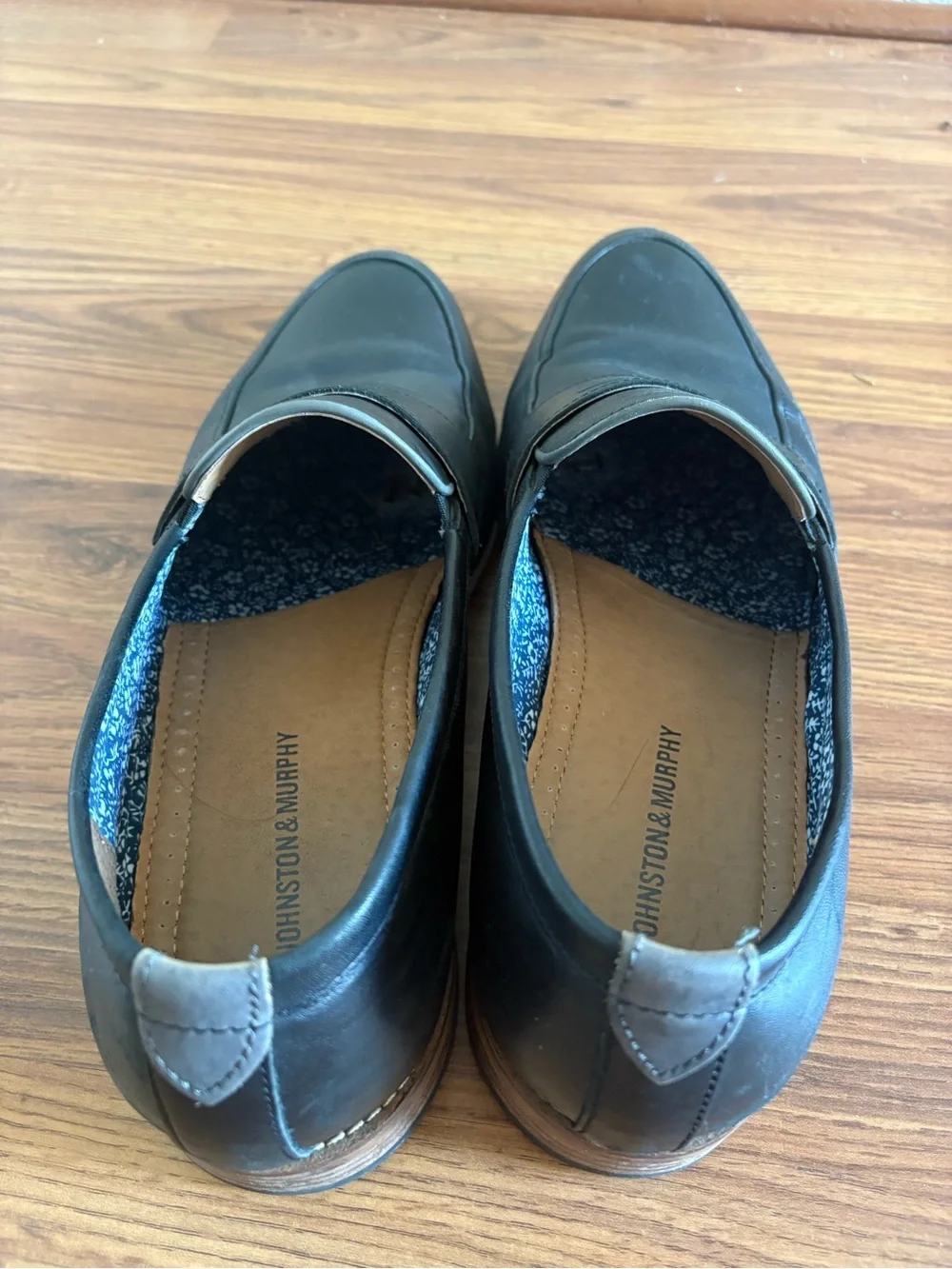 Johnston & Murphy classic black